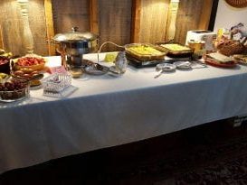 Zuber's breakfast table