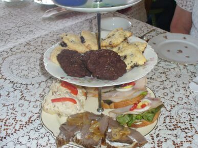 Food on tiered tray